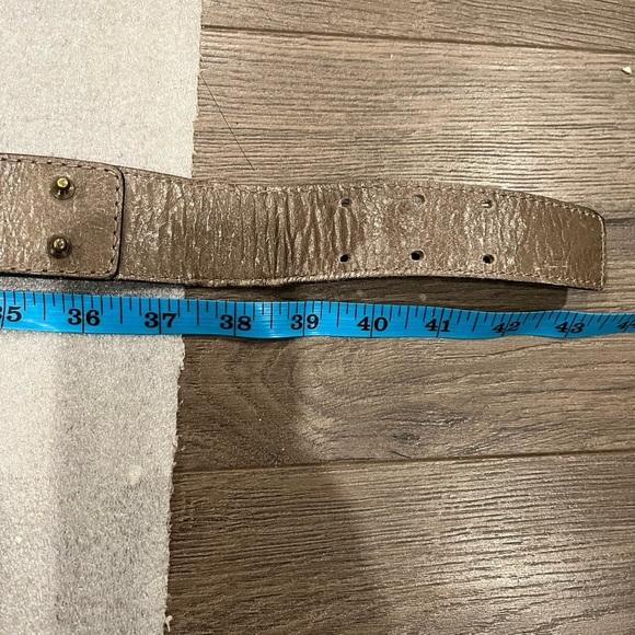 [US12] Olson Stylish Brown Leather Belt with Wooden Buckle TUN NWOT - Picture 7 of 8